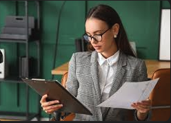 Advogada especialista em indenizações, vazamento de dados e valores a receber